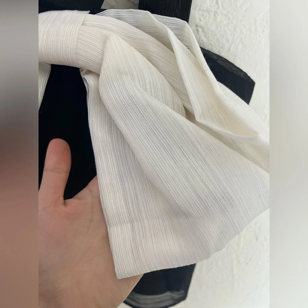 Chic Black and White Bow Top - Picture 8 of 9